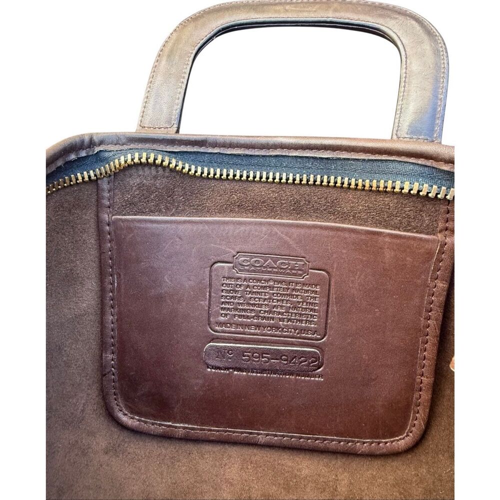 Vintage Coach Handle Portfolio - Picture 6 of 9